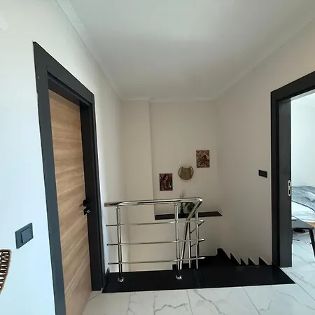 Appartamento 0070 Exodus Hill Spacious 2 1 Duplex In Resort-style Complex With Shuttle Service To The *